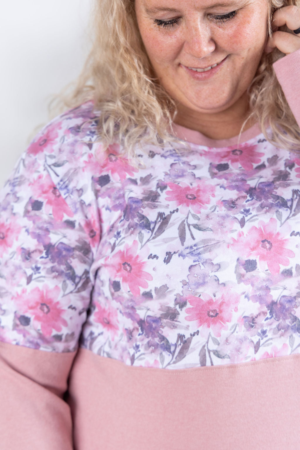 Natalie Pullover - Pink Floral Mix