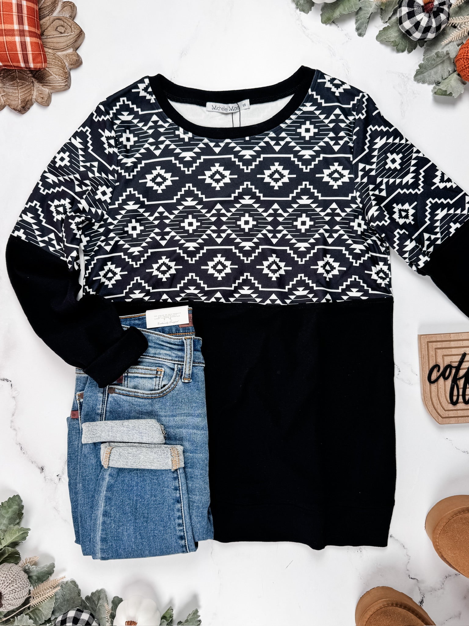 Natalie Pullover - Black Geometric