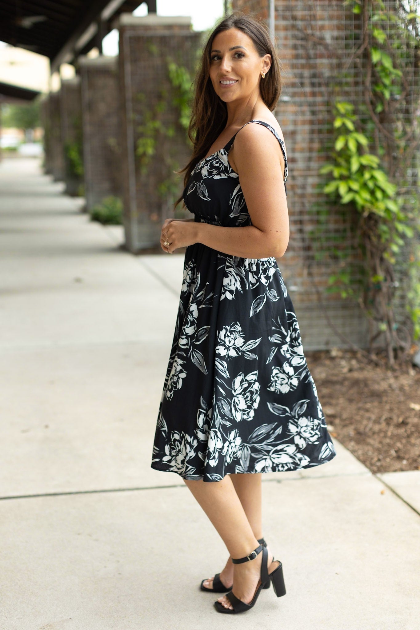 Cassidy Midi Dress - Black and White Floral