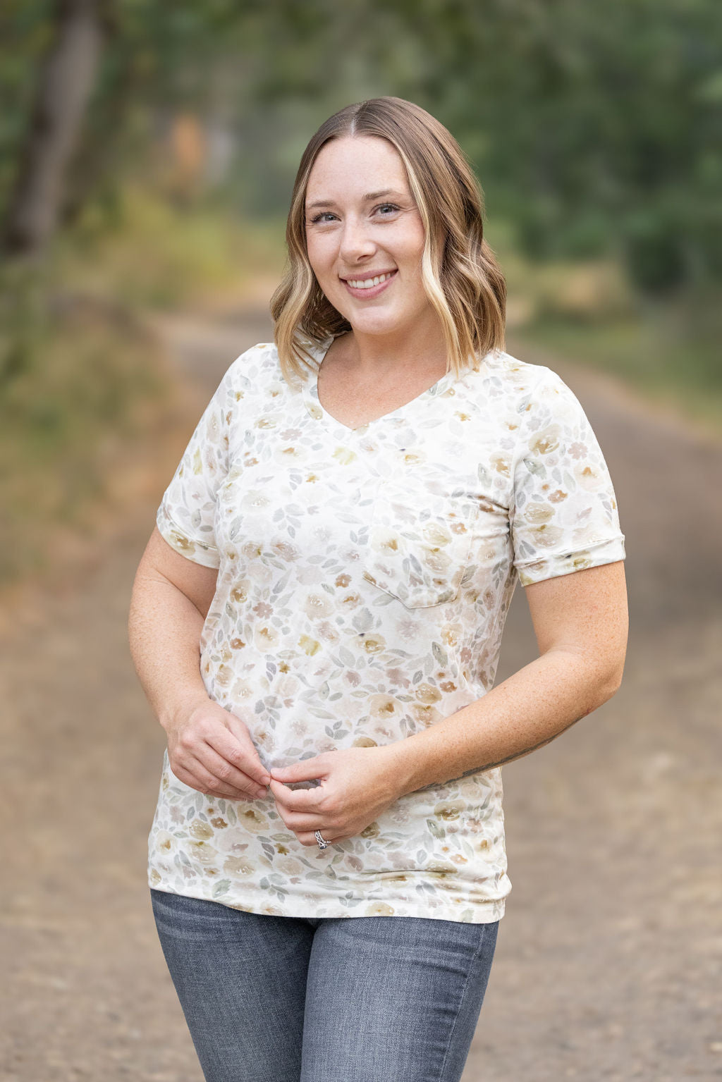 Sophie Pocket Tee - Neutral Floral