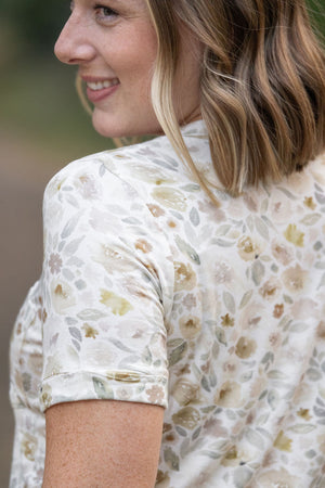 Sophie Pocket Tee - Neutral Floral