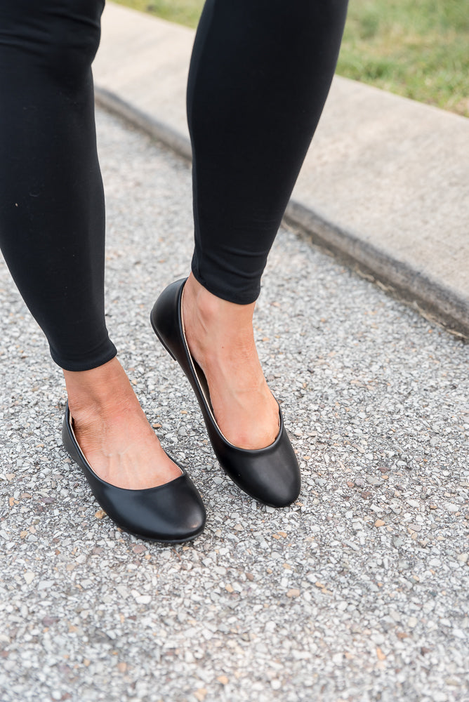 {ONLINE EXCLUSIVE} Every Day Flats