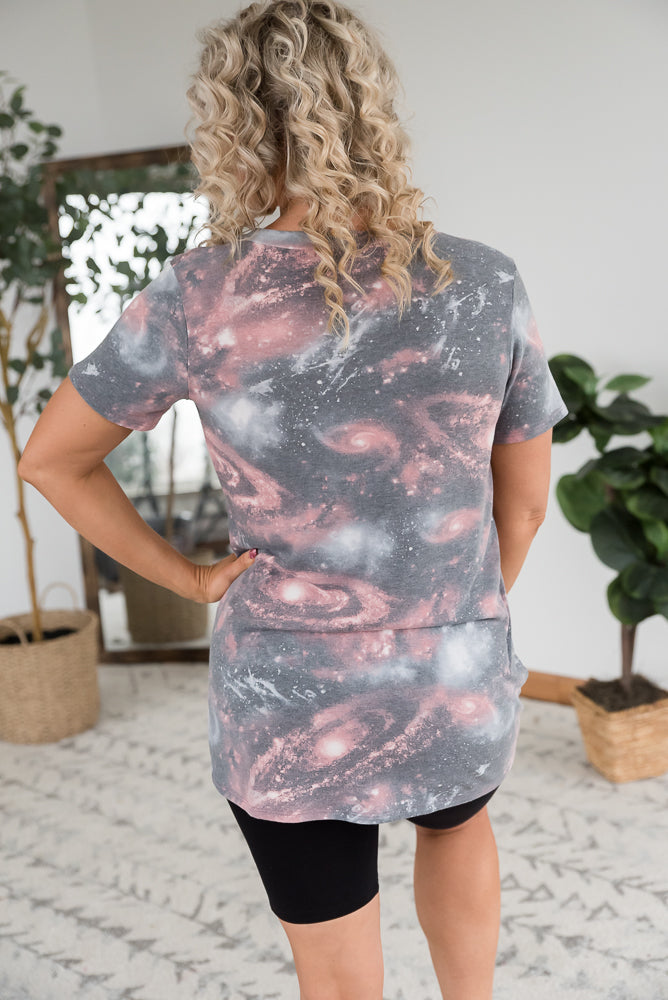 {ONLINE EXCLUSIVE} Galaxy Quest Top