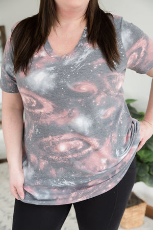 {ONLINE EXCLUSIVE} Galaxy Quest Top