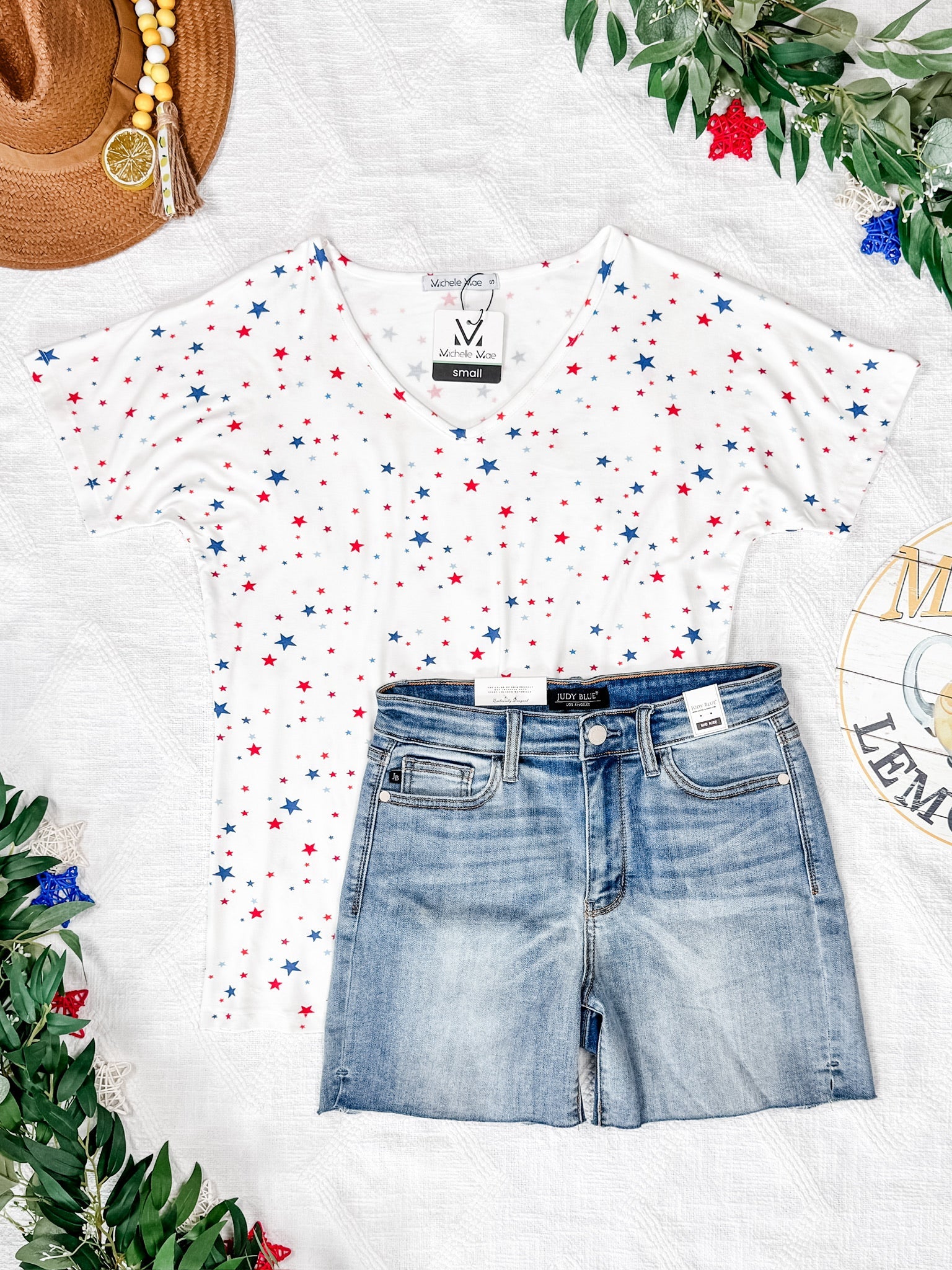 Chloe Cozy Tee - White Liberty Stars