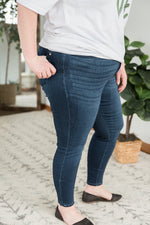 {ONLINE EXCLUSIVE} Yesterday is Now Skinny Judy Blue Jeans