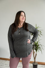 {ONLINE EXCLUSIVE} Everlasting Love Top in Charcoal