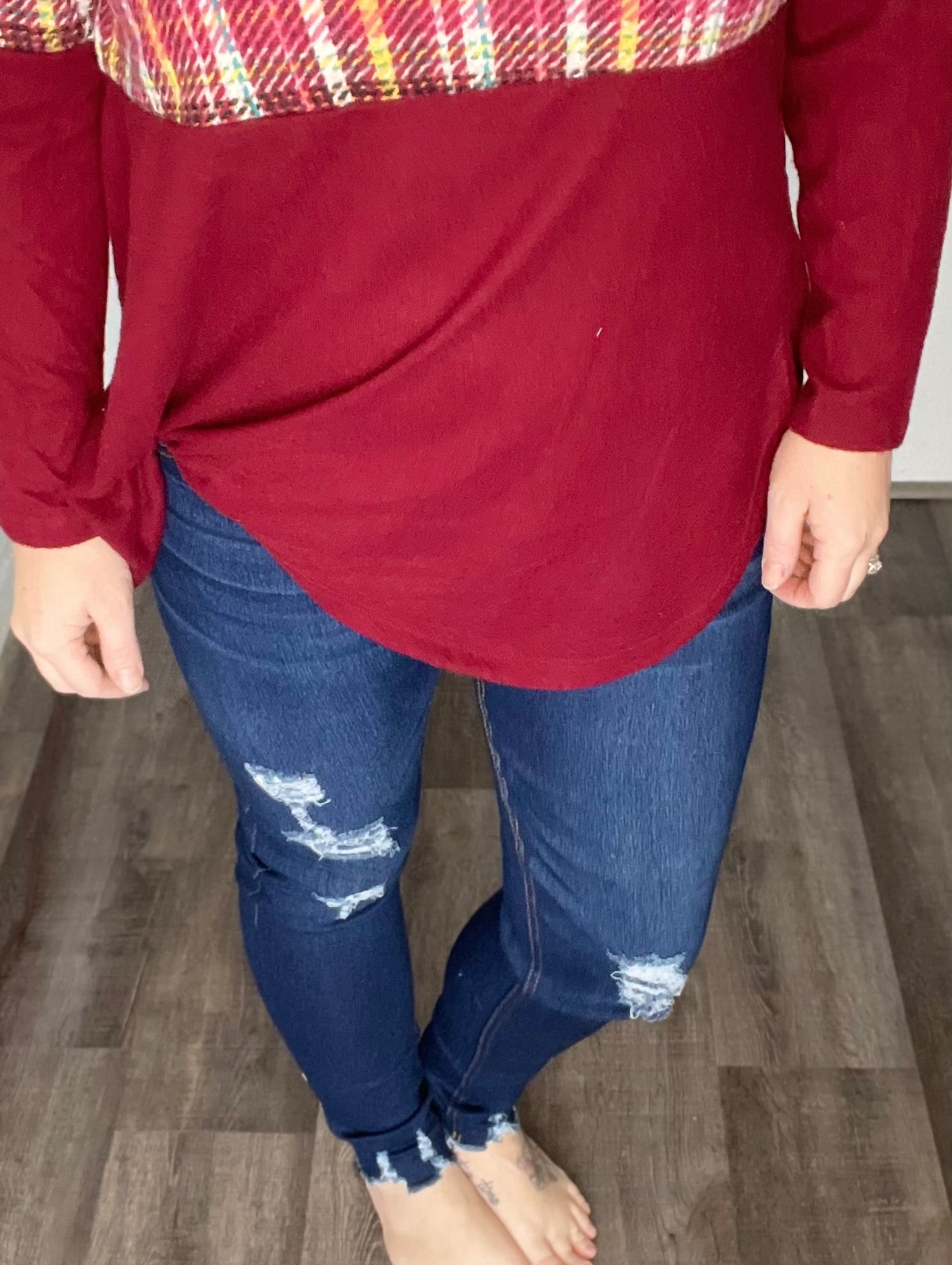 Distressed Pull On Jegging