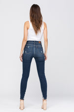 Judy Blue Distressed Skinny